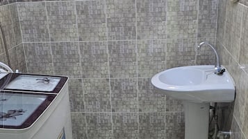Shower, towels, soap, shampoo