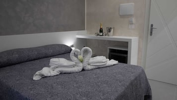 Coffres-forts dans les chambres, bureau, rideaux occultants