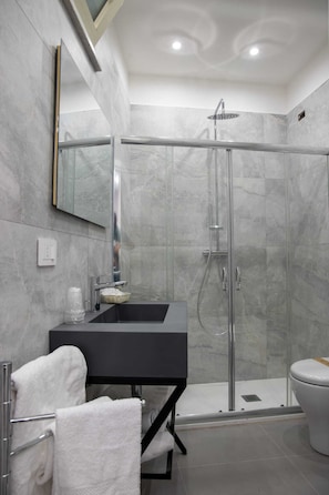 Deluxe Quadruple Room | Bathroom - Fortuna degli Dei (Tropea)