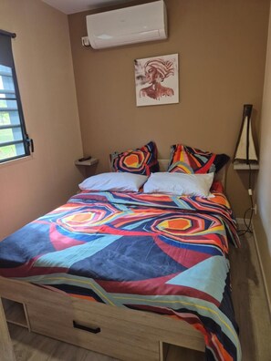 2 bedrooms, WiFi, bed sheets