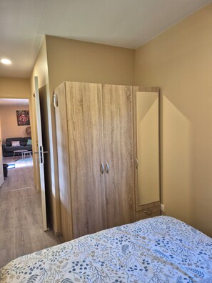 2 habitaciones, wifi y ropa de cama 