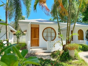 Villa im japanischen Stil, 1 King-Bett, Nichtraucher, Parkblick | Aussenbereich