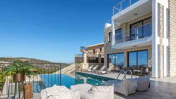 Villa, 3 Bedrooms, Private Pool, Mountain View | Exterior
