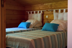 3 chambres, fer et planche à repasser, Wi-Fi gratuit