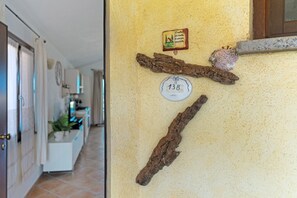 Interni