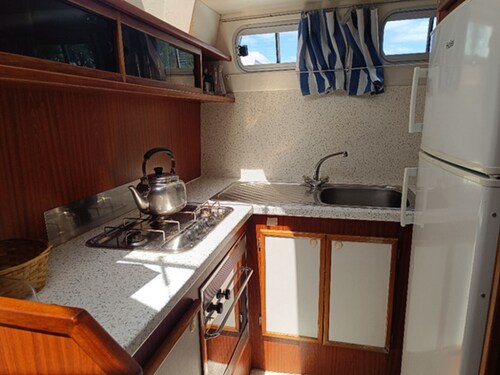 Discover our boat in Cognac - 7 to 9 guests