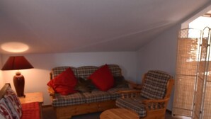 TV - Loft apartment on the slopes - 4 guests (Montgenèvre)