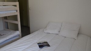 Room - Apartment, parking, on slopes - 6 guests (Montgenèvre)