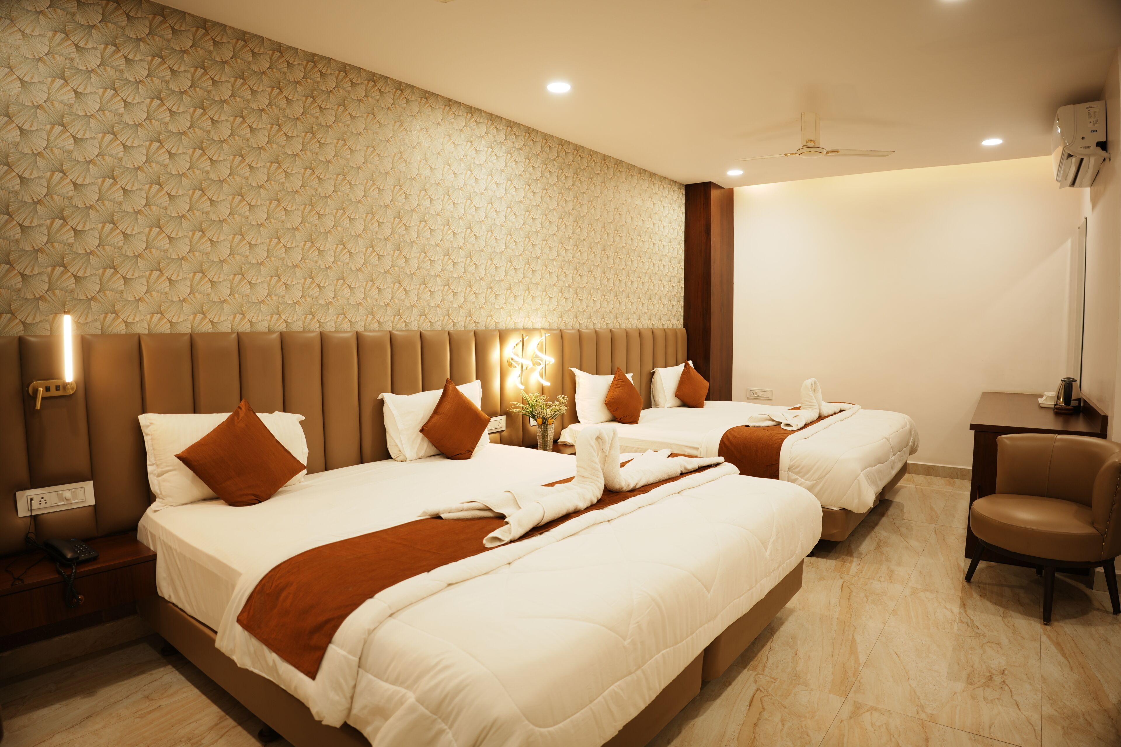 Superior Double Room | Egyptian cotton sheets, premium bedding, memory foam beds, desk