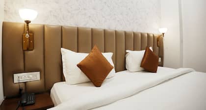 Hotel Sanjay Rooftop