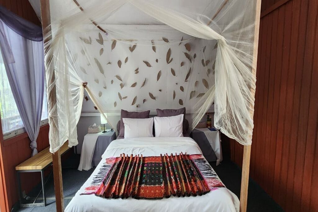 Comfort cottage, balkon, uitzicht op heuvels | Geluiddichte muren, een strijkplank/strijkijzer, gratis wifi