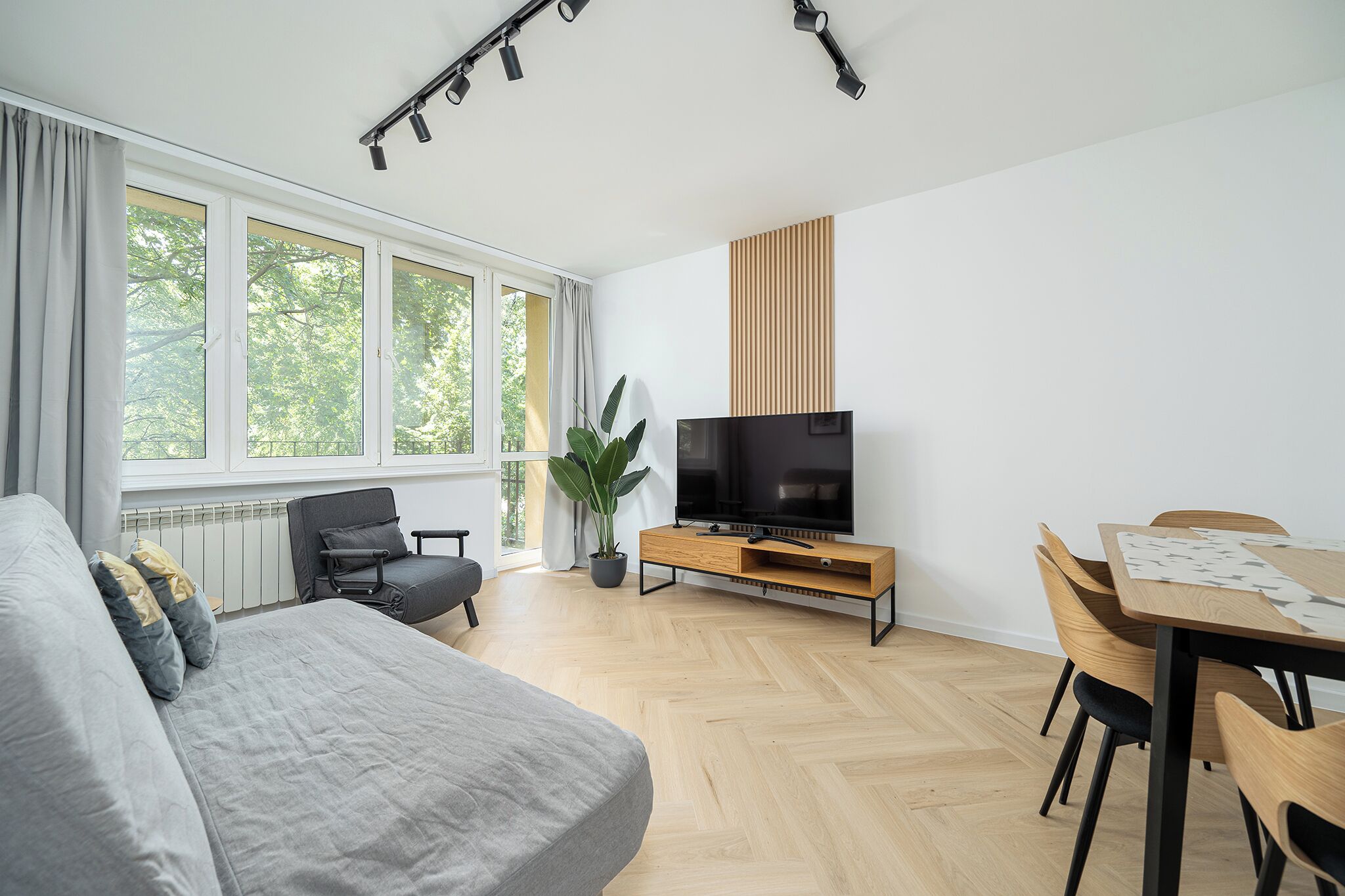 Apartment, Balcony | Iron/ironing board, WiFi (free)
