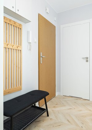 Apartment, Balcony | Living area - RentPlanet - Apartament Joliot-Curie (Warszawa)