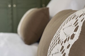 Interior detail - Cozy Queen, The Kodrian (Athens)