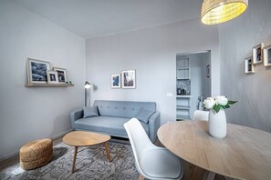 Living room - Ricasoli 61 (Florence)