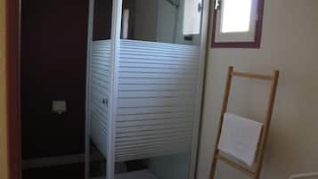Superior-Doppelzimmer, Gartenblick | Badezimmer