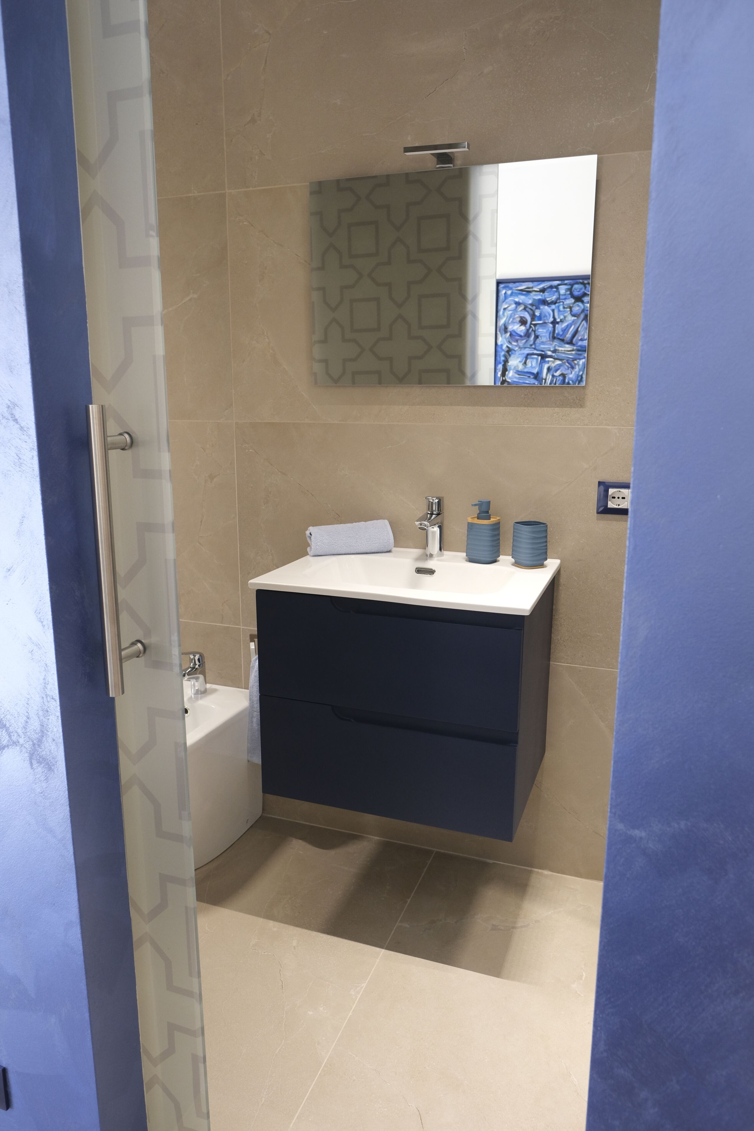 Dusche, Haartrockner, Bidet, Handtücher