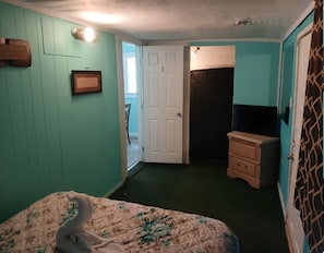 1 quarto, acesso à internet, roupa de cama