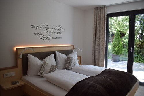 Apartment 'Residence Ladurn Wasser' with Mountain View, Balcony and Wi-Fi