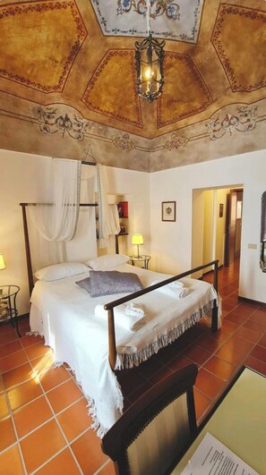 Classic Double Room, Mountain View - Palazzo Ducale Suites & Restaurant  (CASTILENTI)