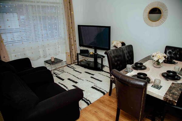 Manchester City Retreat - 3 Bedroom Apartment - Lancashire