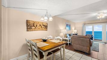 Condo, Ocean View | Dining