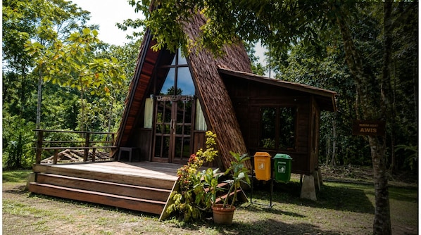 Unclassified image, 1 of 6, button - ECO VILLAGE MALAGUFUK (Sorong Regency)