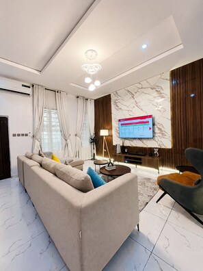Smart TV, video games, stereo