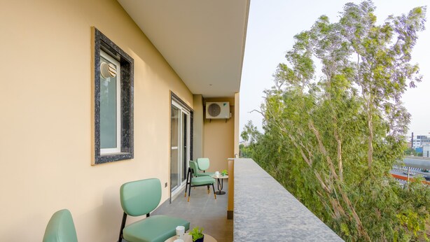 Property grounds - Saltstayz Premier Faridabad (Faridabad)