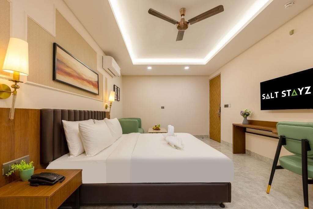 Habitación doble superior, balcón, vistas a la ciudad | Wifi gratis