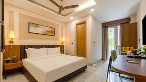 Room - Saltstayz Premier Faridabad (Faridabad)