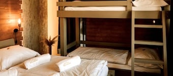 Apartment Exclusive for 8 at Martinské hole – Ski-in/Ski-out