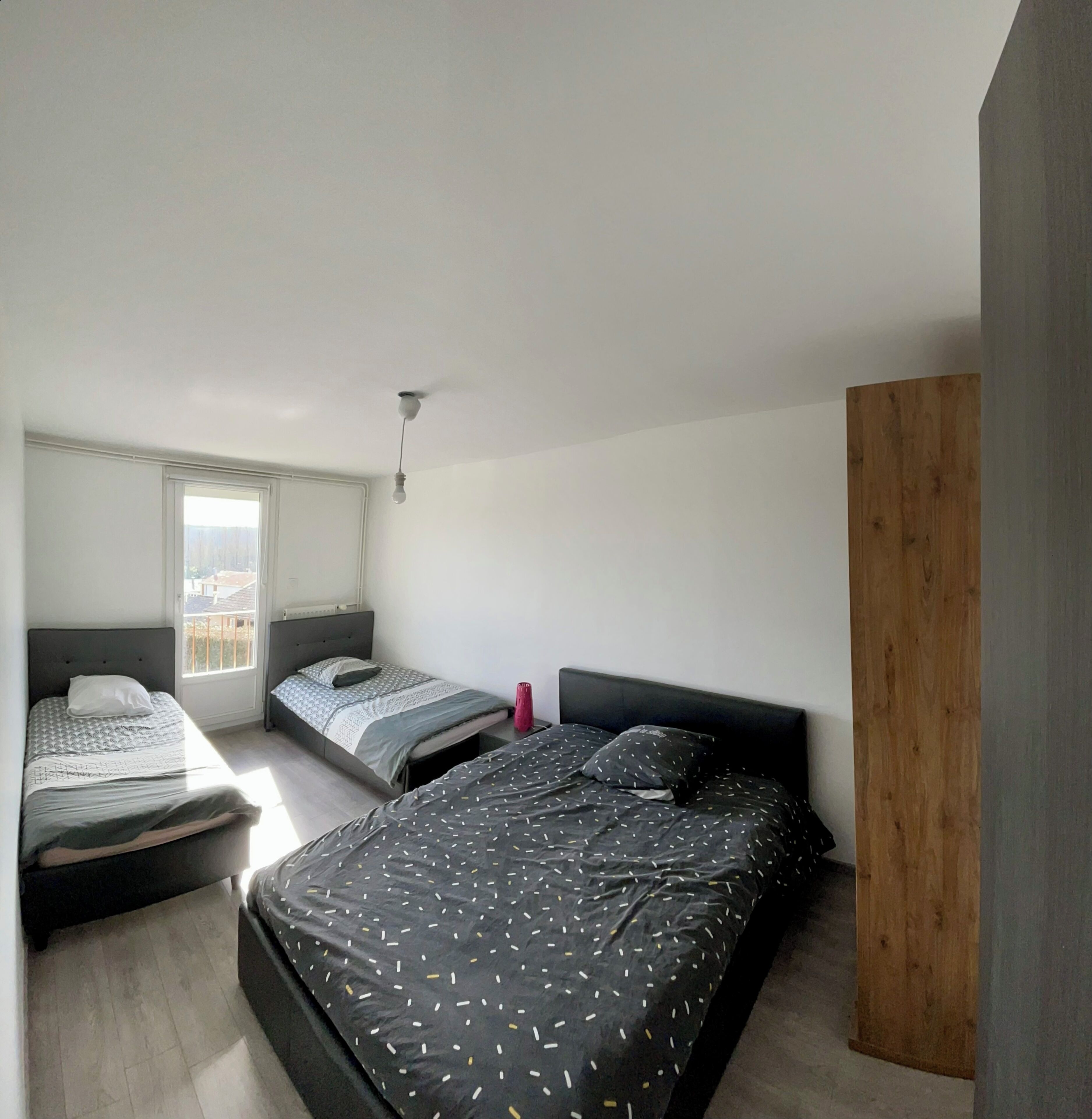 4 Schlafzimmer, Bügeleisen/Bügelbrett, kostenloses WLAN, Bettwäsche