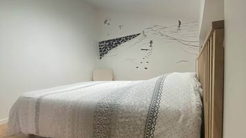 2 bedrooms, in-room safe, iron/ironing board, WiFi