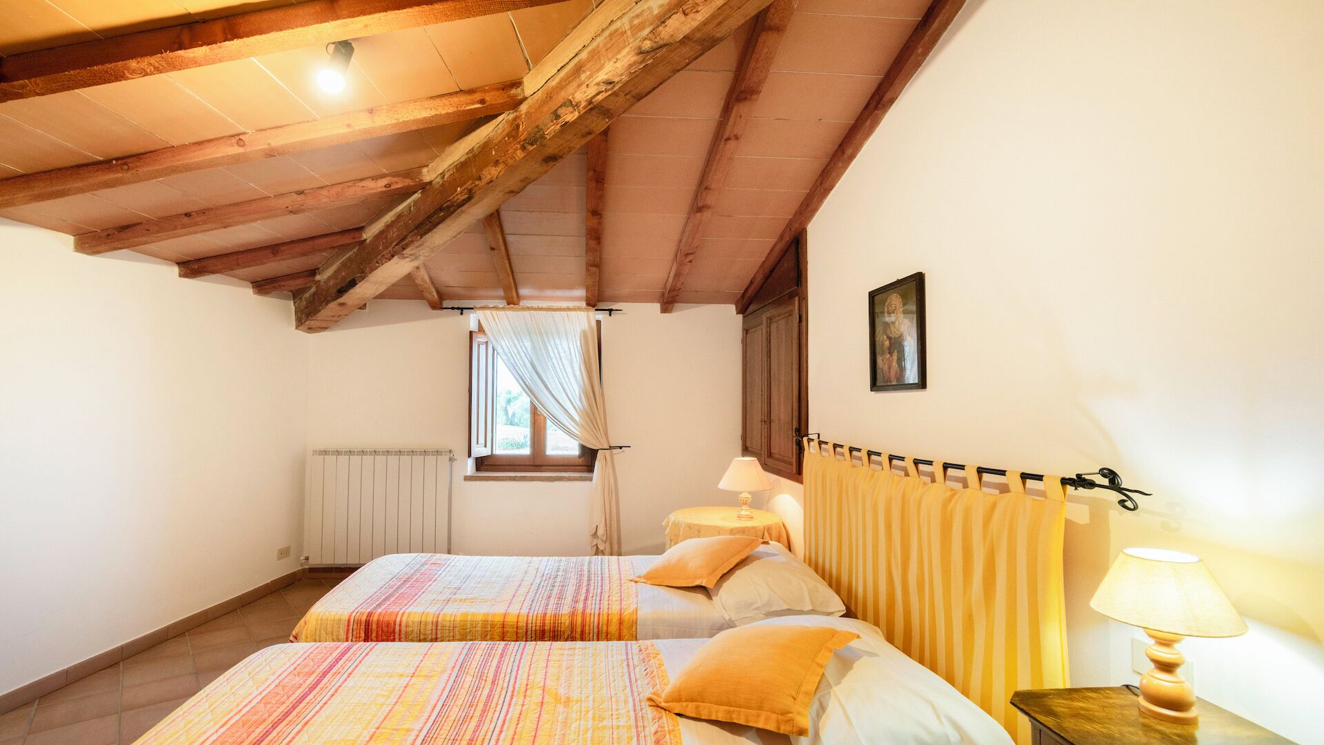 9 Schlafzimmer, Bügeleisen/Bügelbrett, WLAN, Bettwäsche