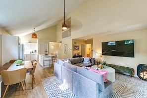 House (4 Bedrooms) | Interior - Amazing Location! Updated Bethany Beach Retreat! (Bethany Beach)