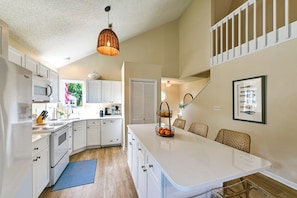 House (4 Bedrooms) | Interior - Amazing Location! Updated Bethany Beach Retreat! (Bethany Beach)