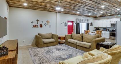 9 Mi to Dtwn: Barndominium in Lubbock