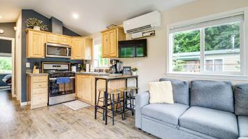 House (1 Bedroom) | Interior