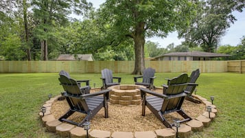 House (3 Bedrooms) | Front of property