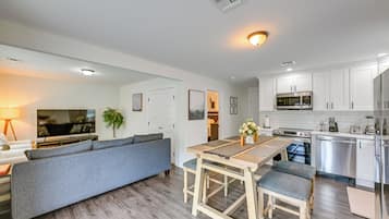 Apartment (1 Bedroom) | Interior