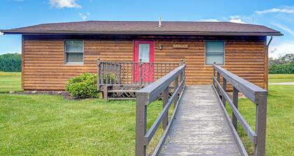 Family Fun! Bliss Studio w/ Lake & Trail Access