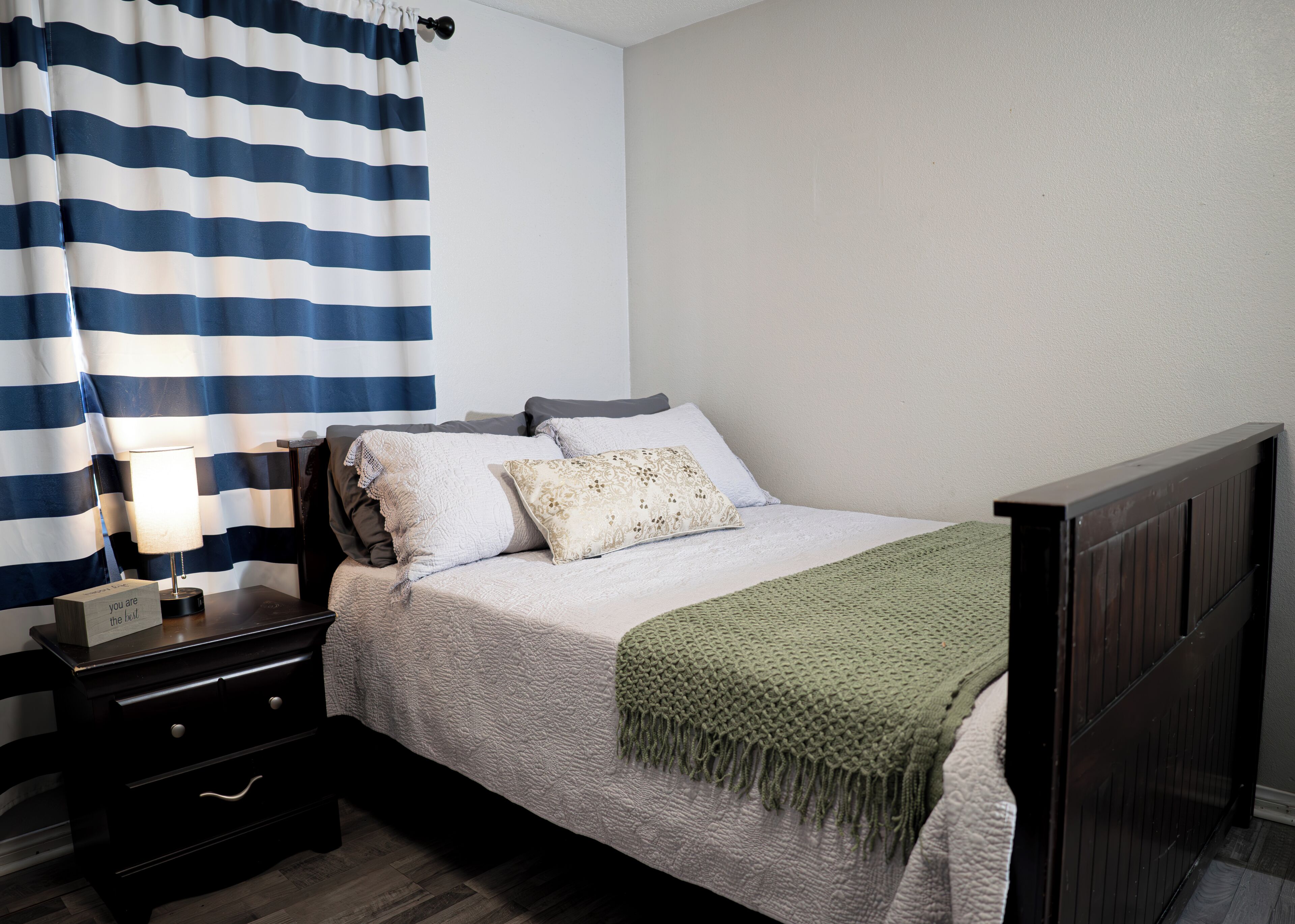 3 bedrooms, WiFi (free), bed sheets