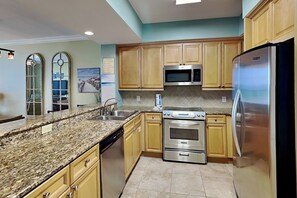 Private kitchen - Azure #306 | Gulf Front Condo with Stunning Views and Resort Amenities (Fort Walton Beach)