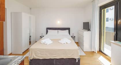Room-charming Studio Retreat in Malinska