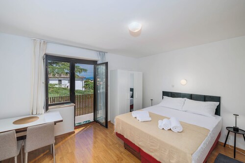 Room-moder Studio for 2 Persons in Malin