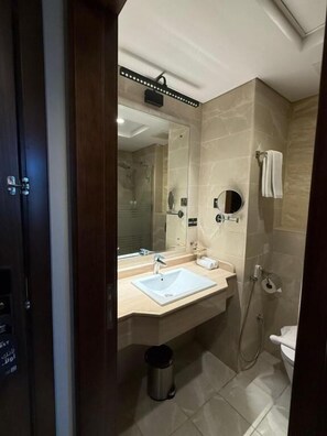 Shower, towels, soap, shampoo - Elaf Al Sagryah (Makkah)