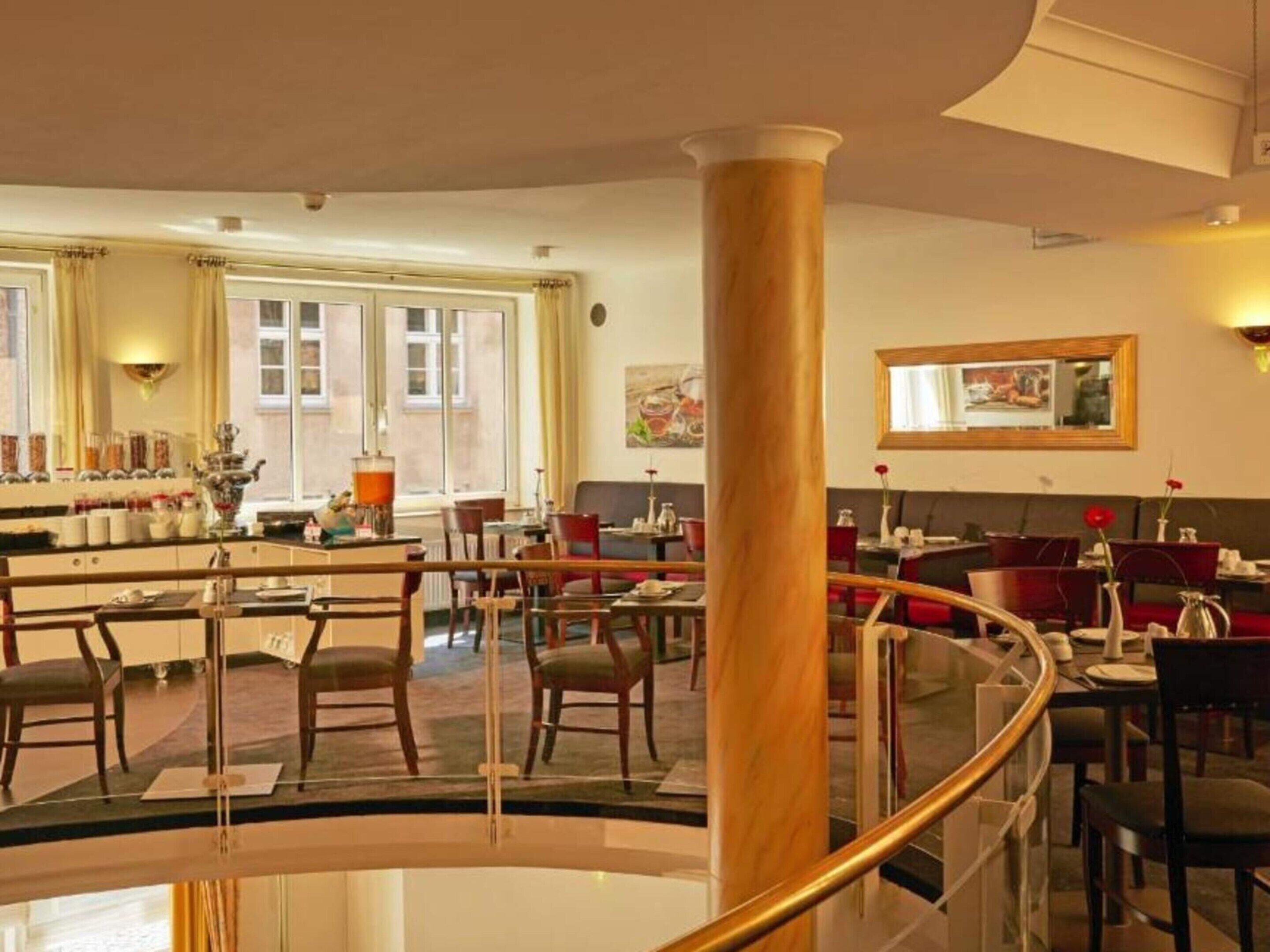 House | Bar (on property)