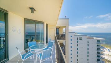 Appartement, 3 slaapkamers | Buiten dineren