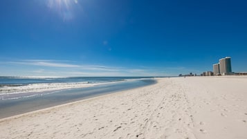 Condo, 3 Bedrooms | Beach | Beach nearby